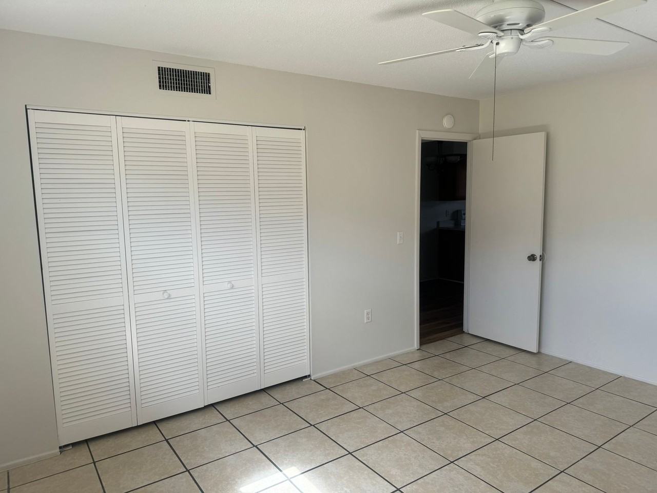 370 Base Ave E #105 - Photo 7 of 12