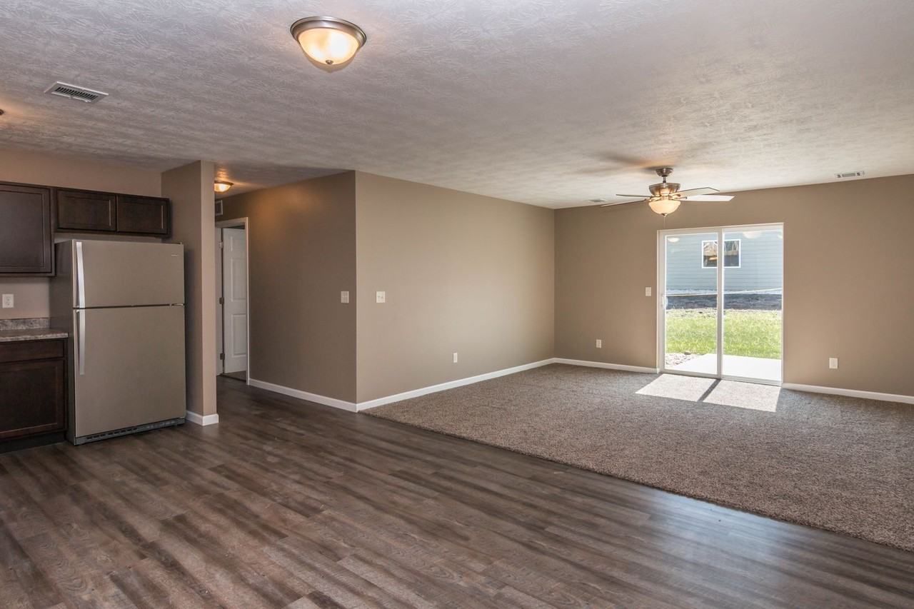 3 Bedroom Barker Place Townhome with Attached Garage & In - Photo 5 of 14