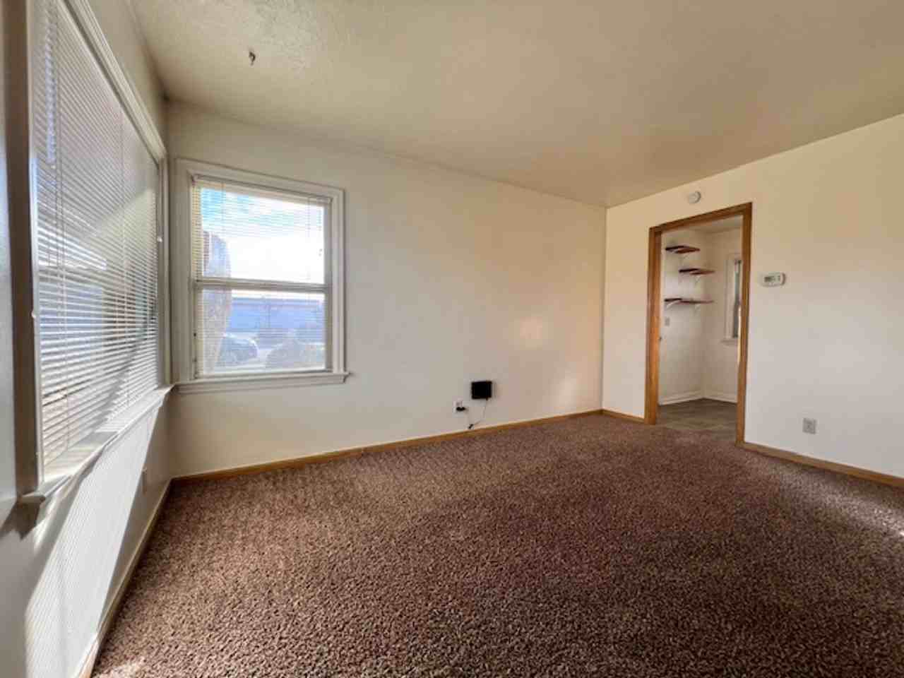 2722 W Bannock St - Photo 3 of 10