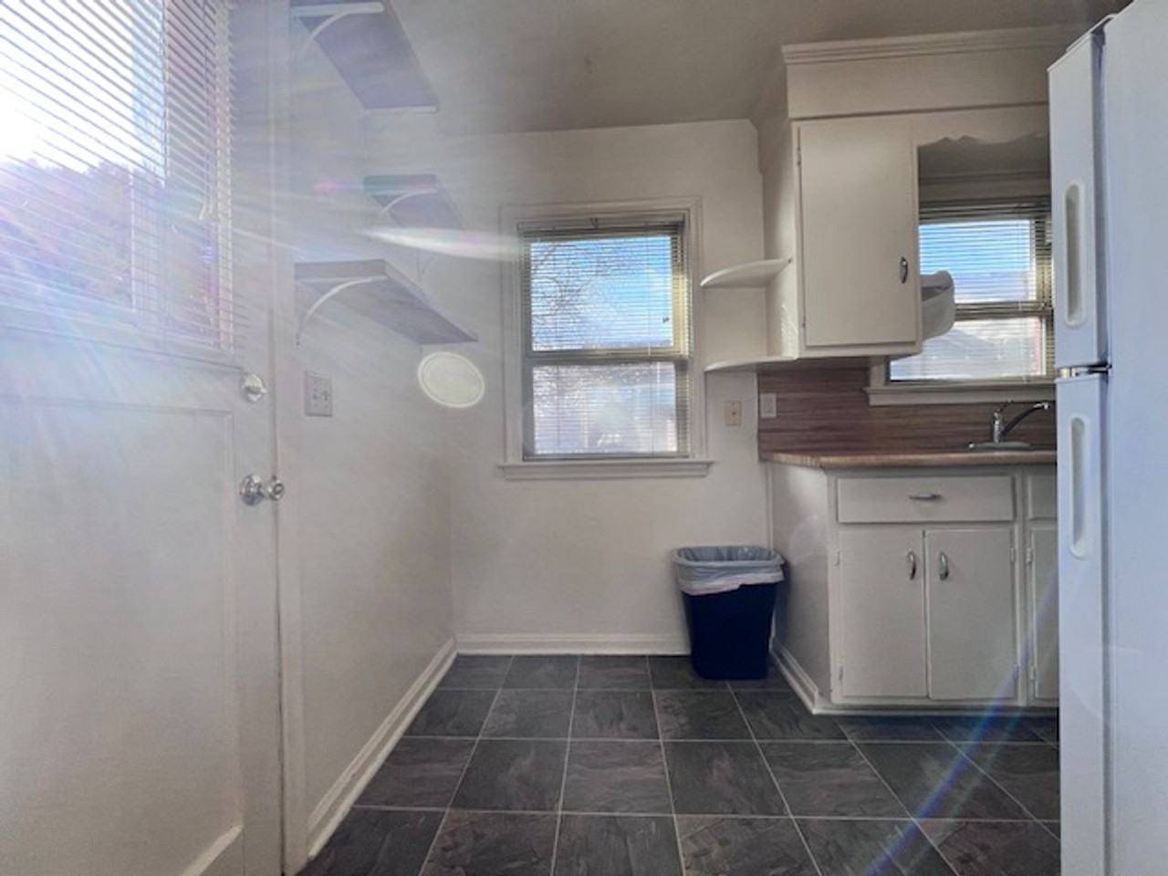 2722 W Bannock St - Photo 5 of 10