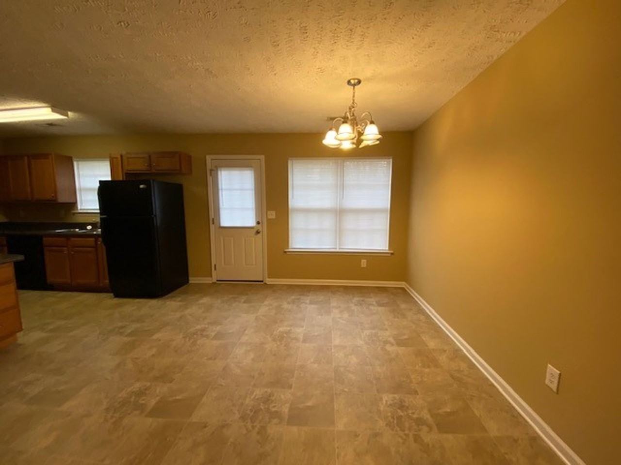 3117 Barretts Ridge Dr - Photo 3 of 11