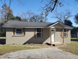 featured image of 109 Circle Dr