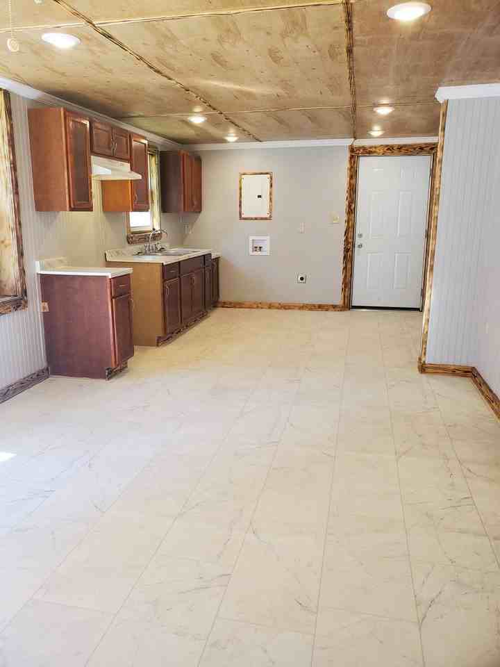 109 Circle Dr - Photo 2 of 6