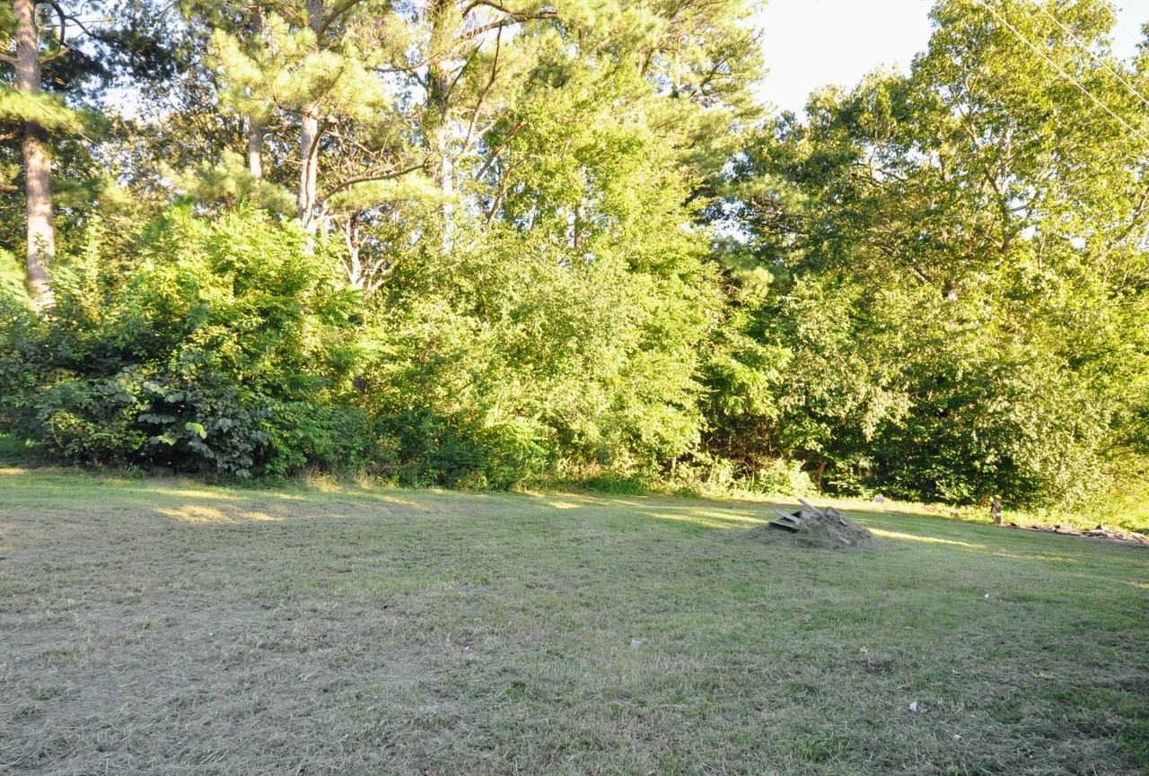1510 Oak St - Photo 2 of 11