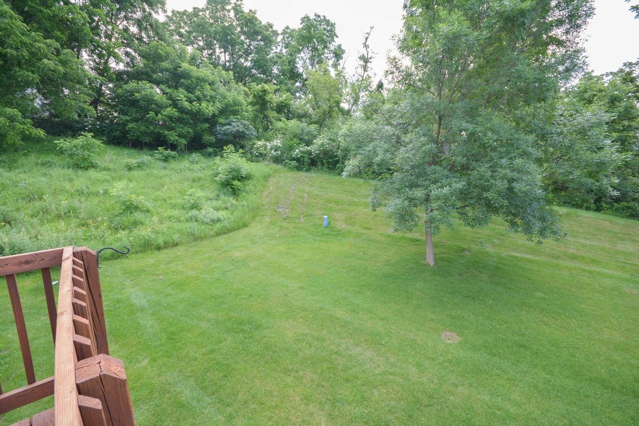 4458 Meadow Lakes Dr Nw - Photo 4 of 22