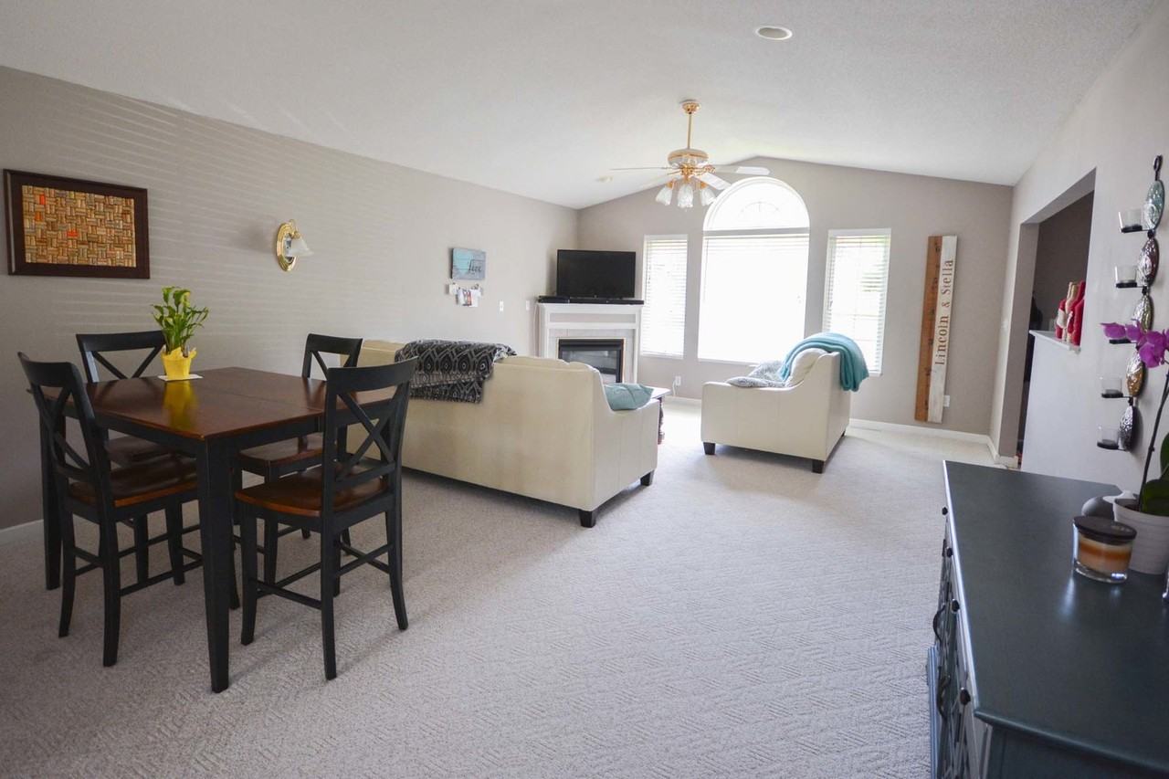 4458 Meadow Lakes Dr Nw - Photo 7 of 22