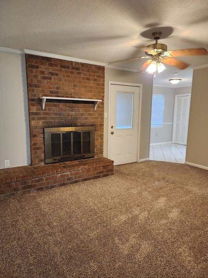 15 Red Fox Dr - Photo 3 of 23