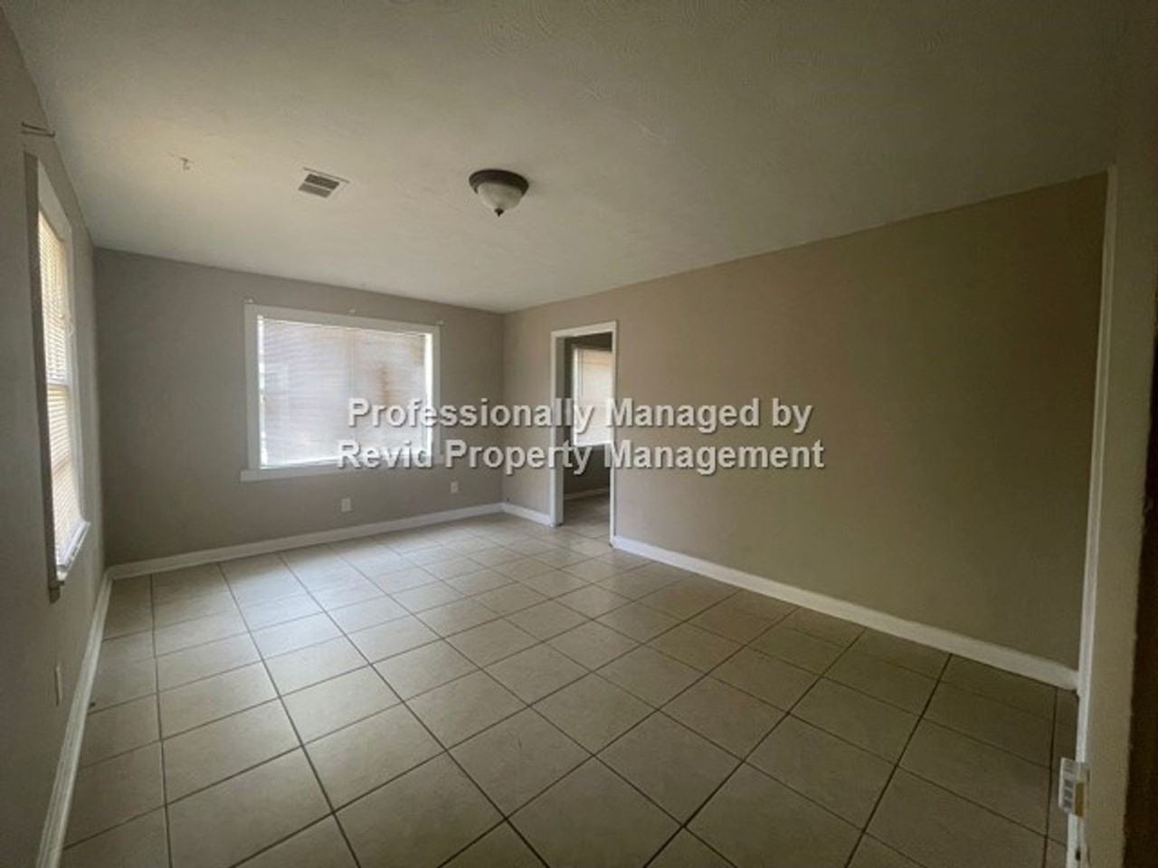 4369 Reed Ave - Photo 6 of 12
