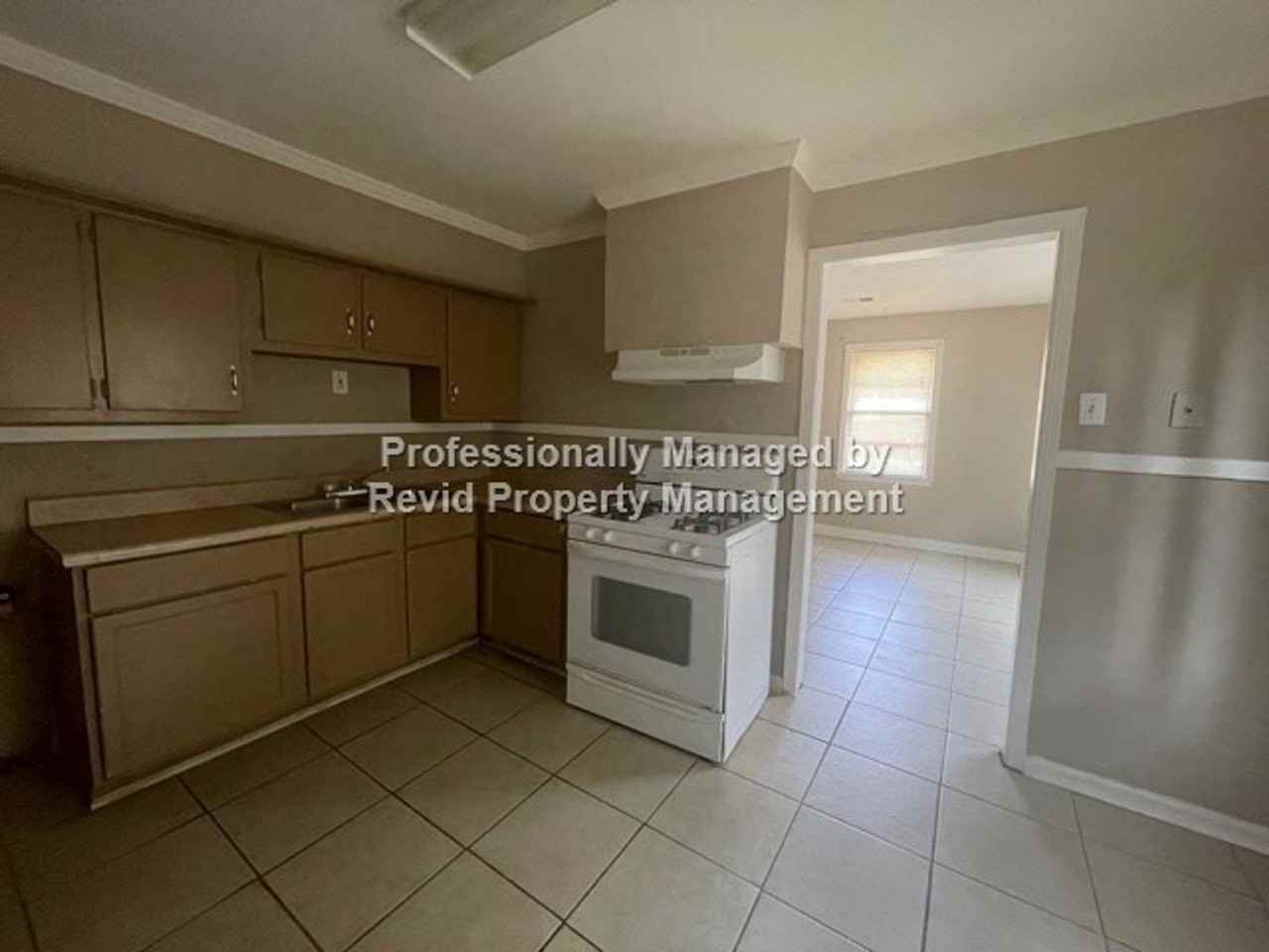 4369 Reed Ave - Photo 7 of 12
