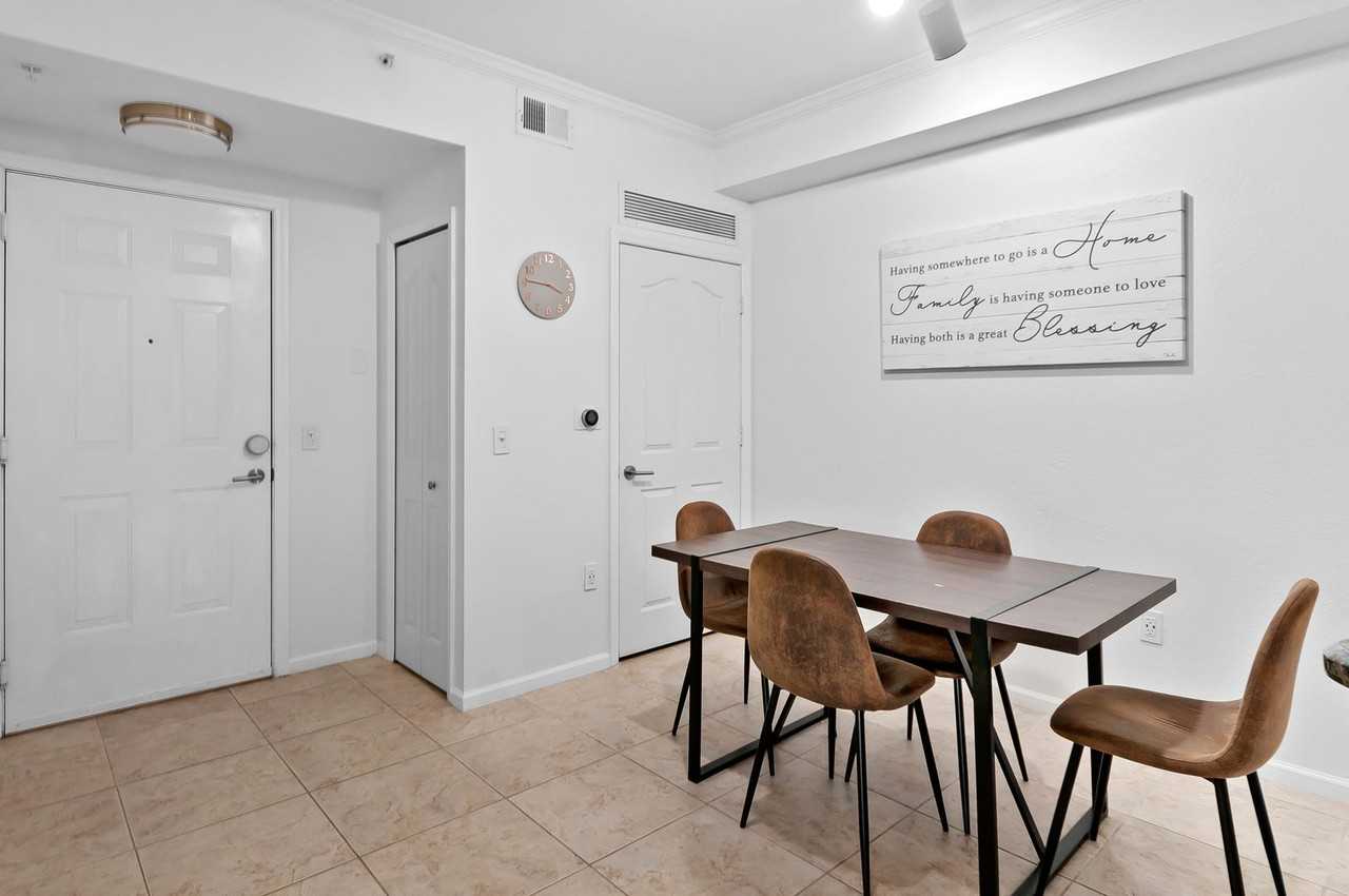 12980 Positano Cir #202 - Photo 7 of 22