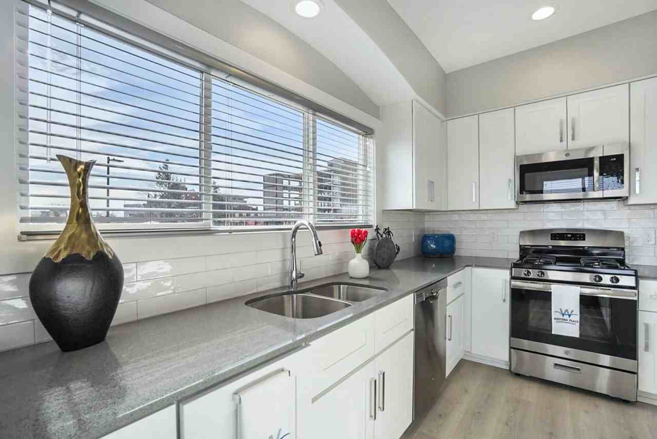 255 W Western Ave - Photo 7 of 23