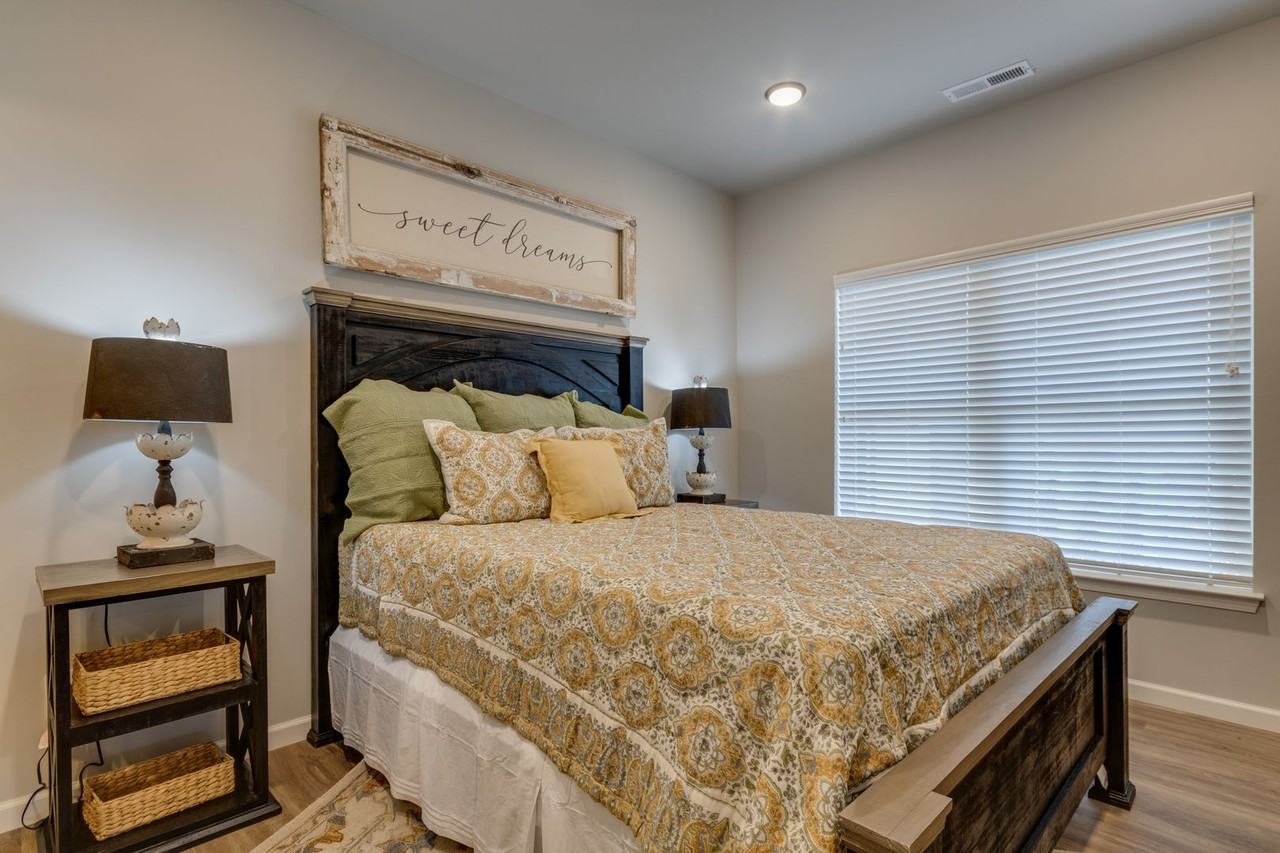 08-RC - Photo 3 of 20