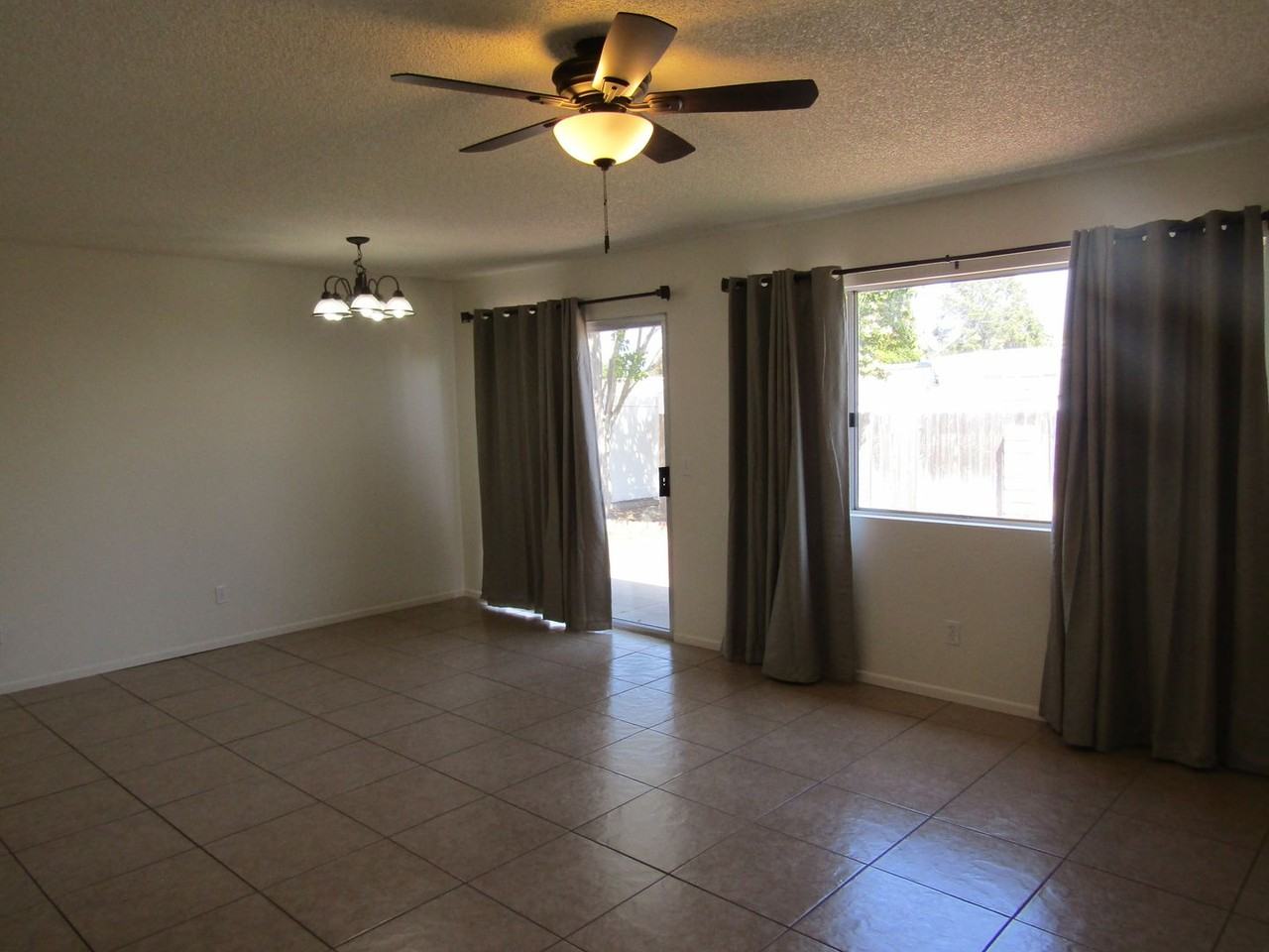 507 Bakeman Ln - Photo 2 of 22