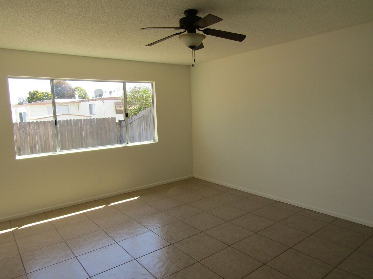 507 Bakeman Ln - Photo 4 of 22