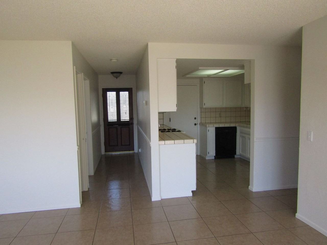 507 Bakeman Ln - Photo 5 of 22