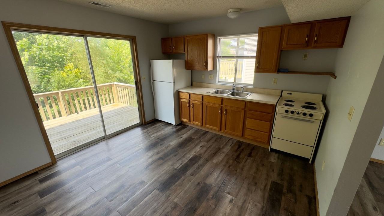 4187 Sunset Dr #2 - Photo 5 of 23