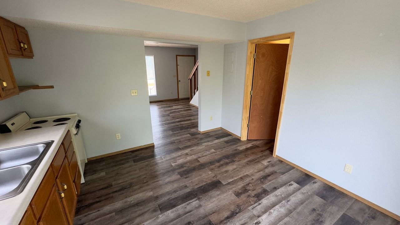 4187 Sunset Dr #2 - Photo 6 of 23