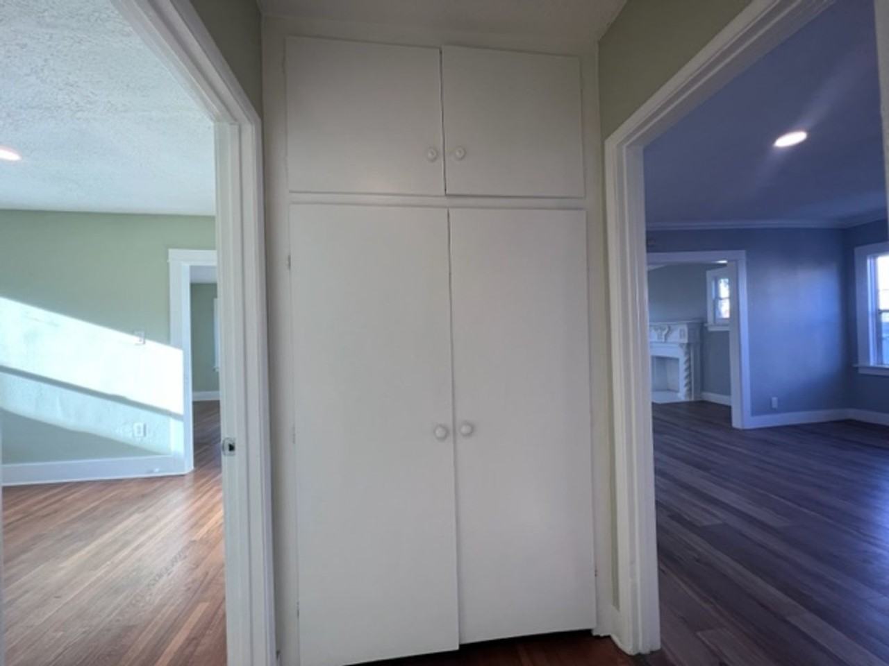 1932 W 76th St - Photo 2 of 22