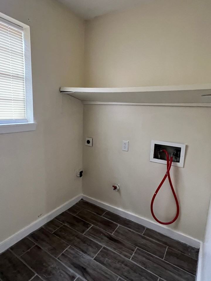 3014 Nona Cir - Photo 4 of 18