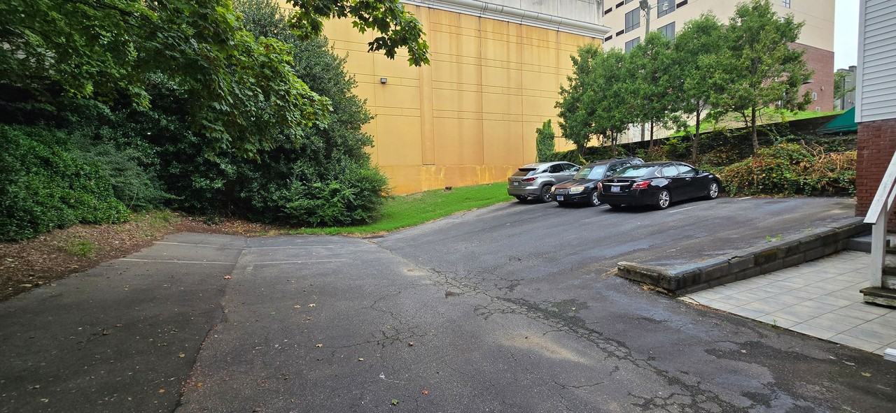 643 Holly Ave. NW - Photo 2 of 23