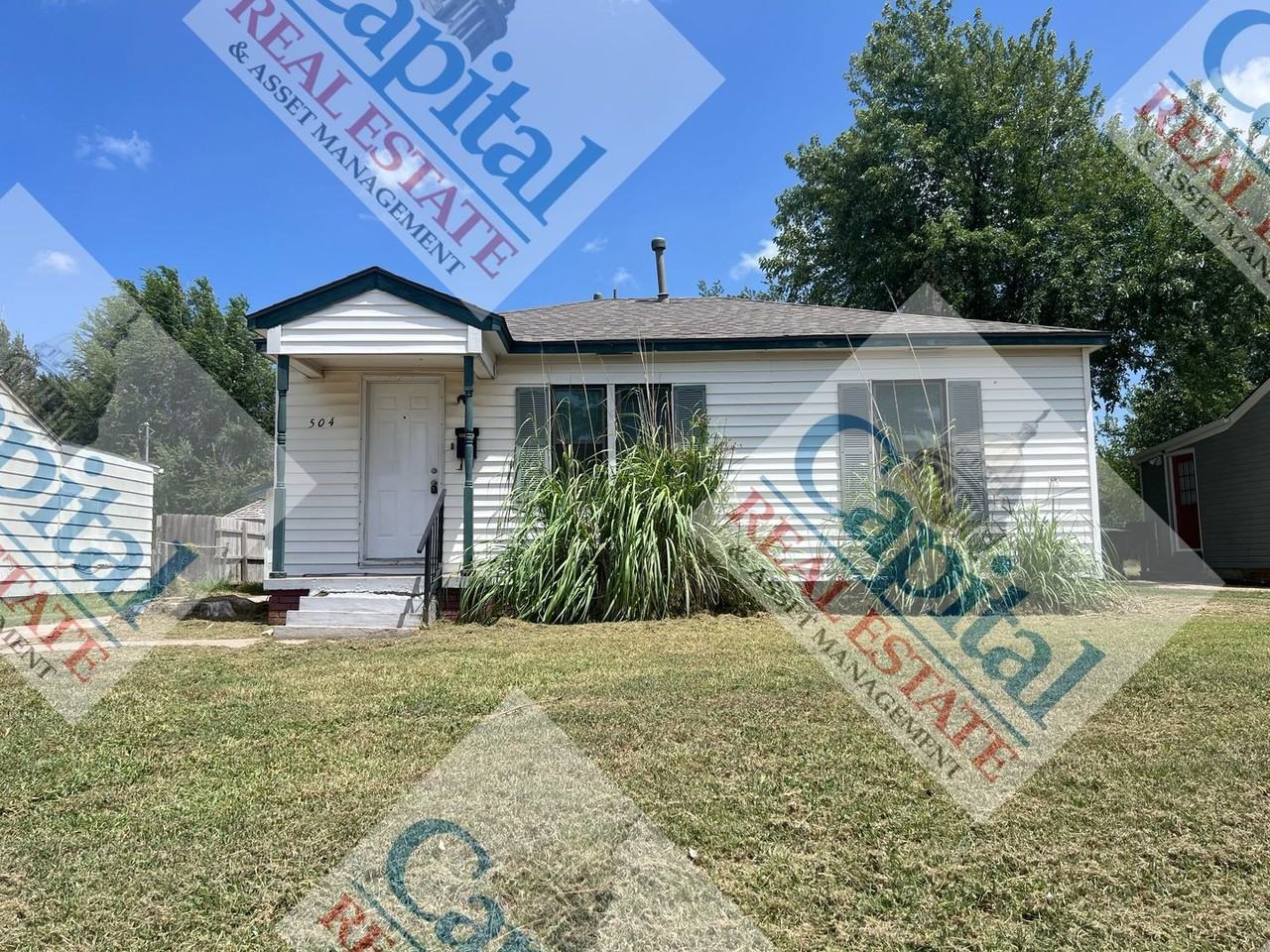 504 East Lockheed Drive