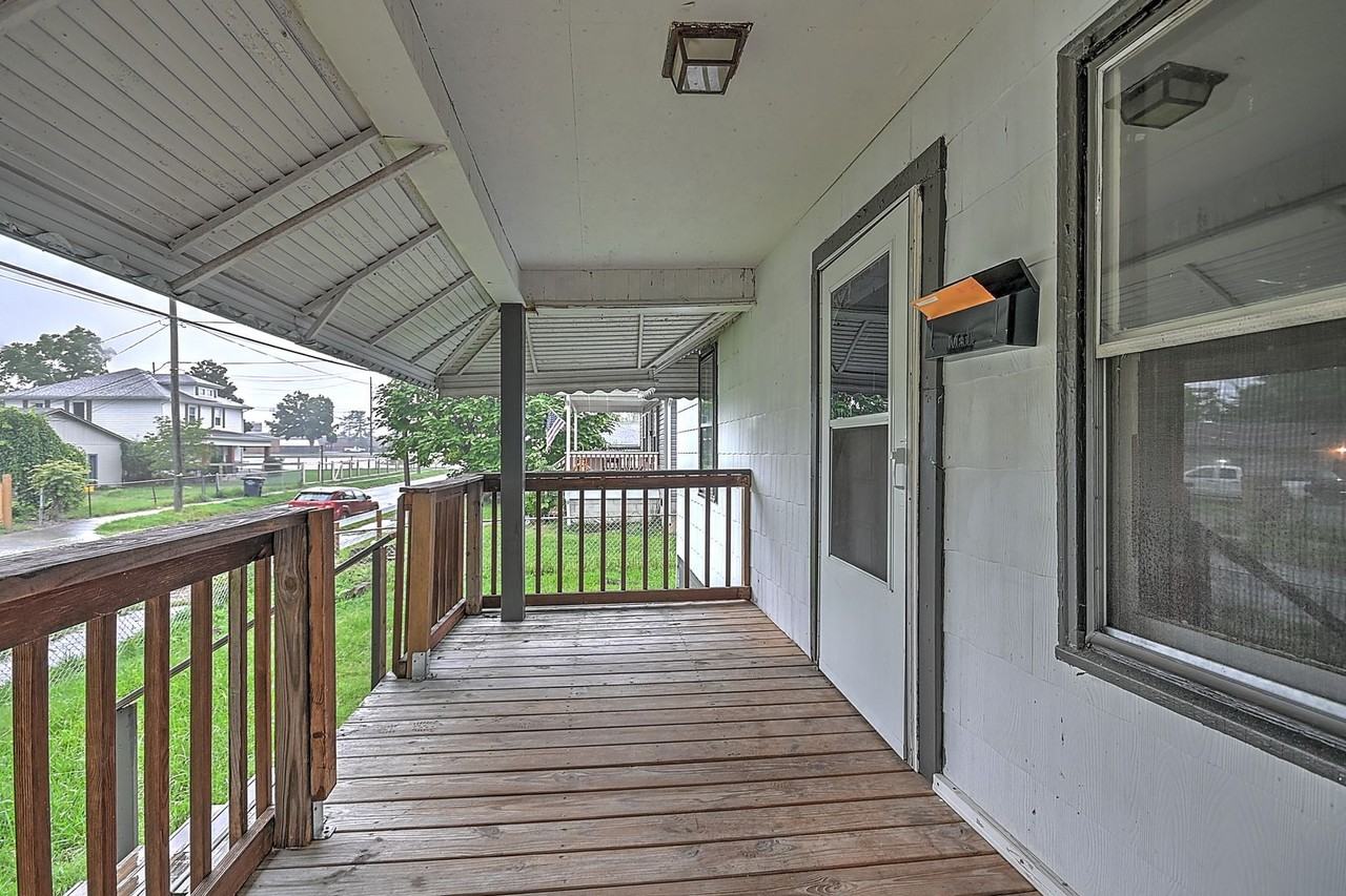 1630 Park St - Photo 4 of 29