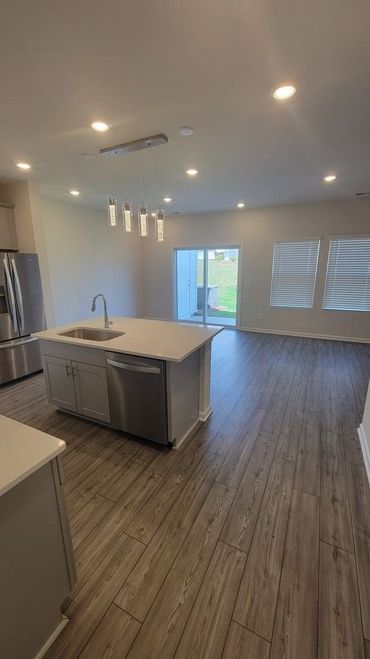 5220 Brailey Cir - Photo 3 of 18