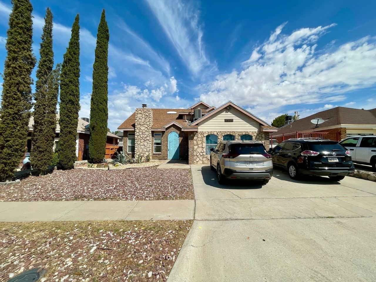 1471 Jim Larabel Dr - Photo 2 of 15