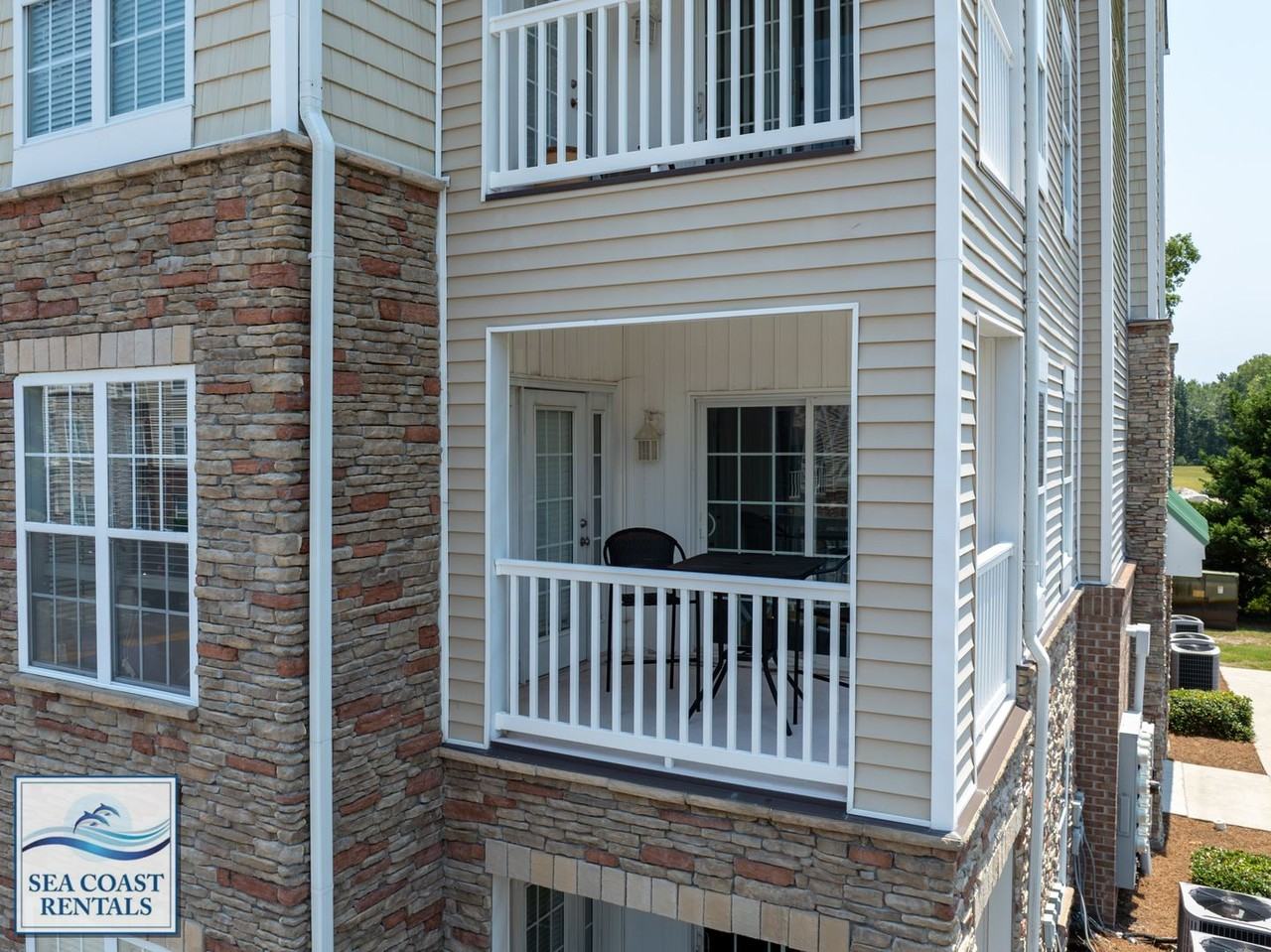 300 Gateway Condos Drive - Photo 5 of 27