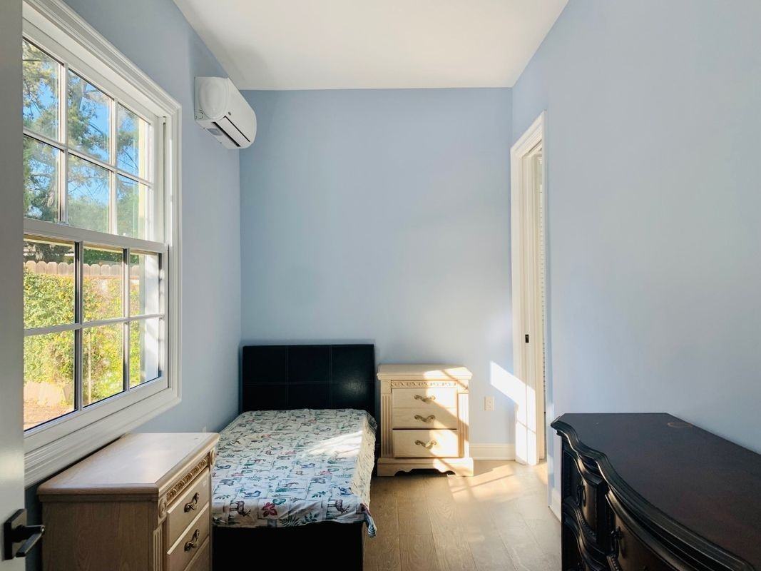 2335 Longden Dr - Photo 3 of 7