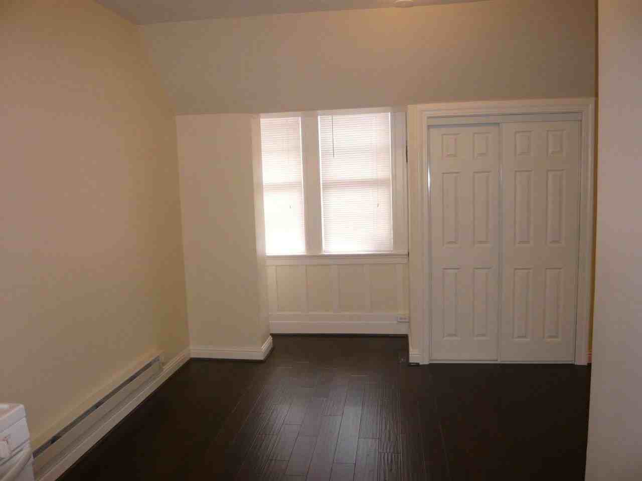 1440 Sacramento St #1 - Photo 5 of 7