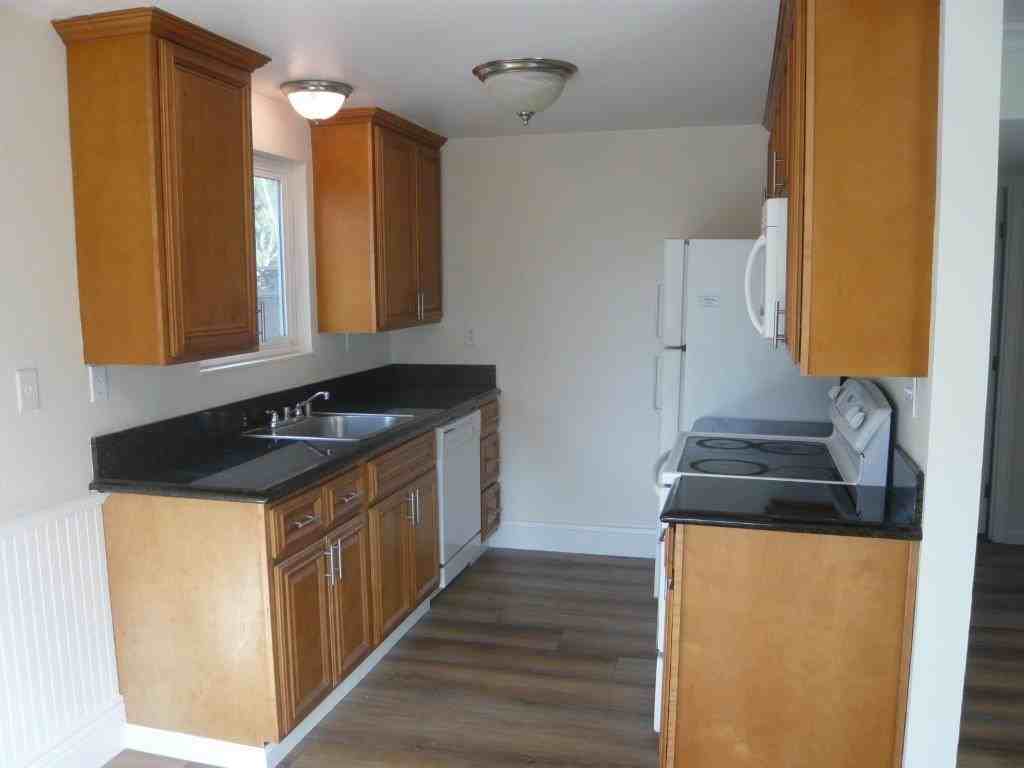 1230 Walker Ave #A - Photo 5 of 10