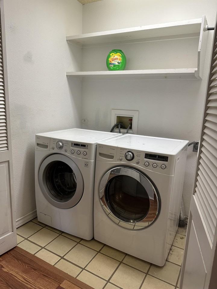 2812 21st St - Photo 7 of 21