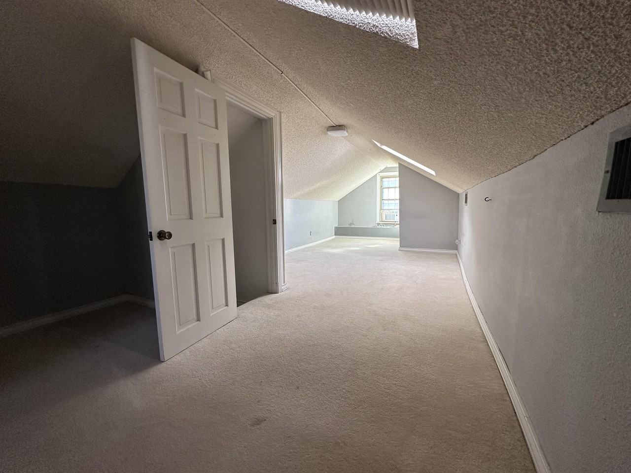 2812 21st St - Photo 3 of 21