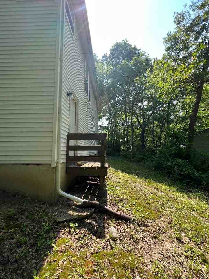 615 Portsmouth Dr - Photo 4 of 21