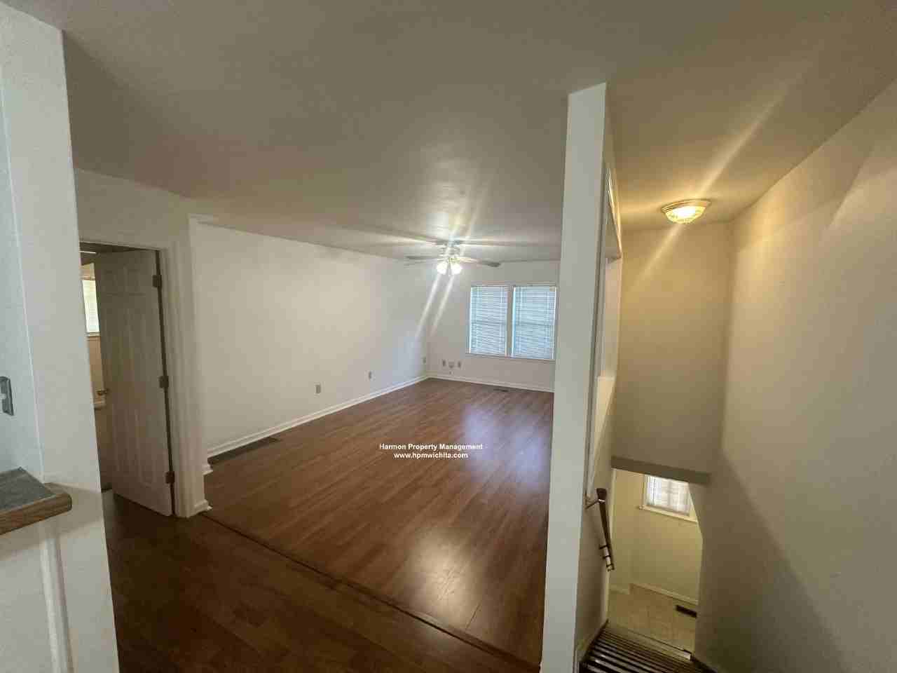 1511 N Vassar Ave - Photo 3 of 8