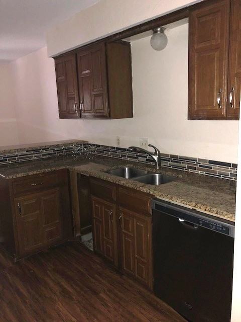 2328 Melissa Dr - Photo 2 of 9