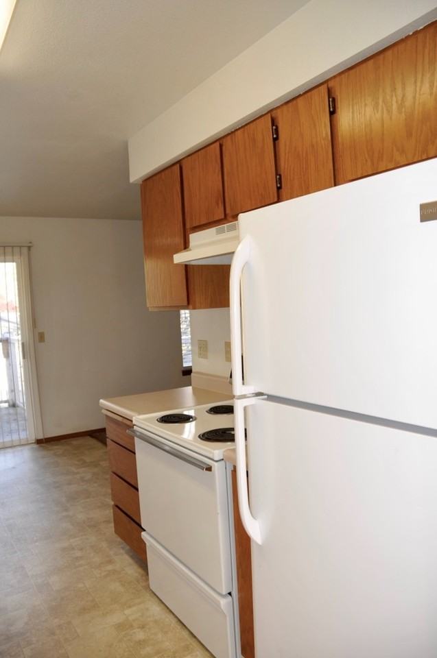 615 W Hayden Ave - Photo 7 of 17