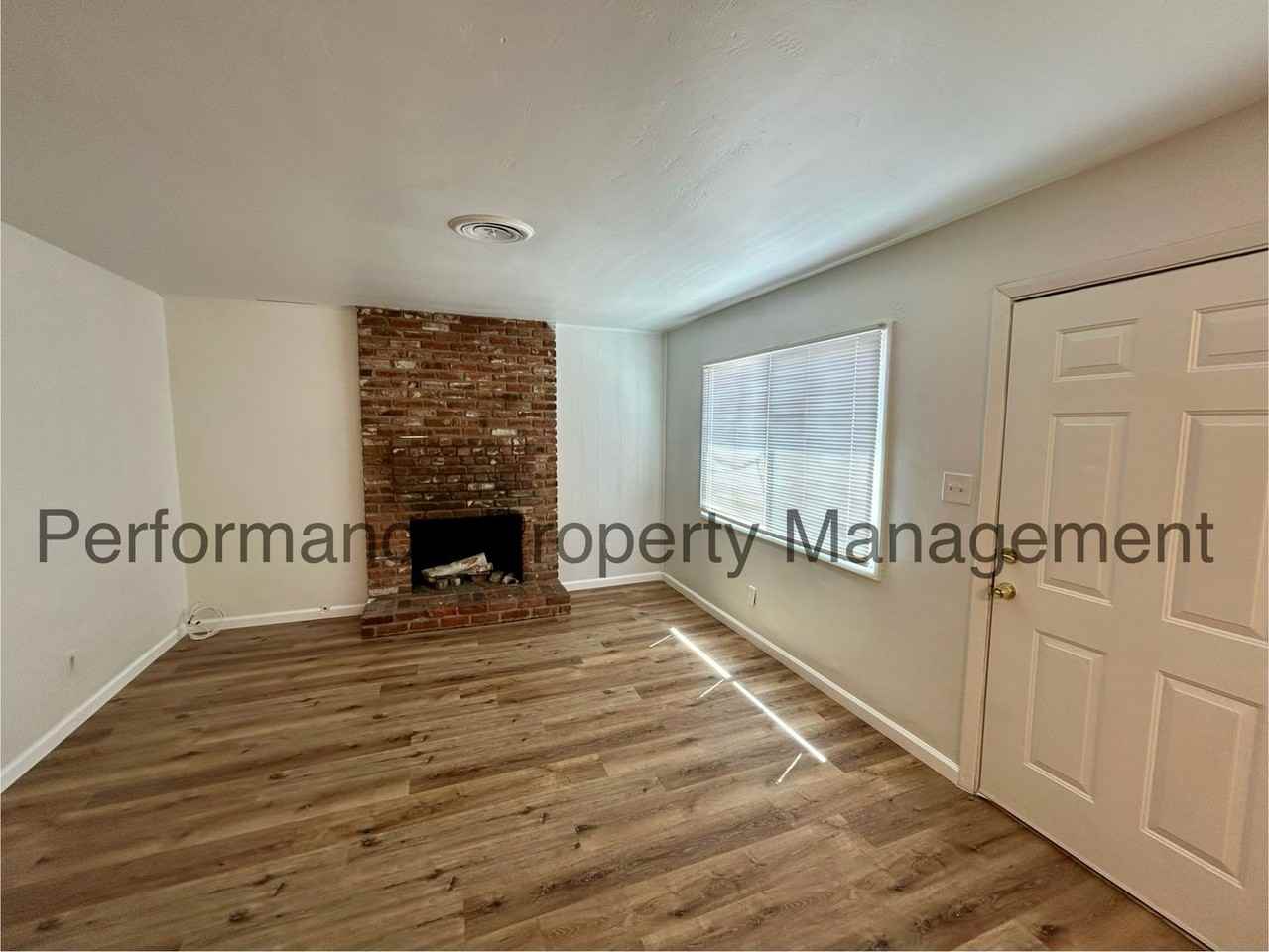 1900 Esther Dr - Photo 3 of 13