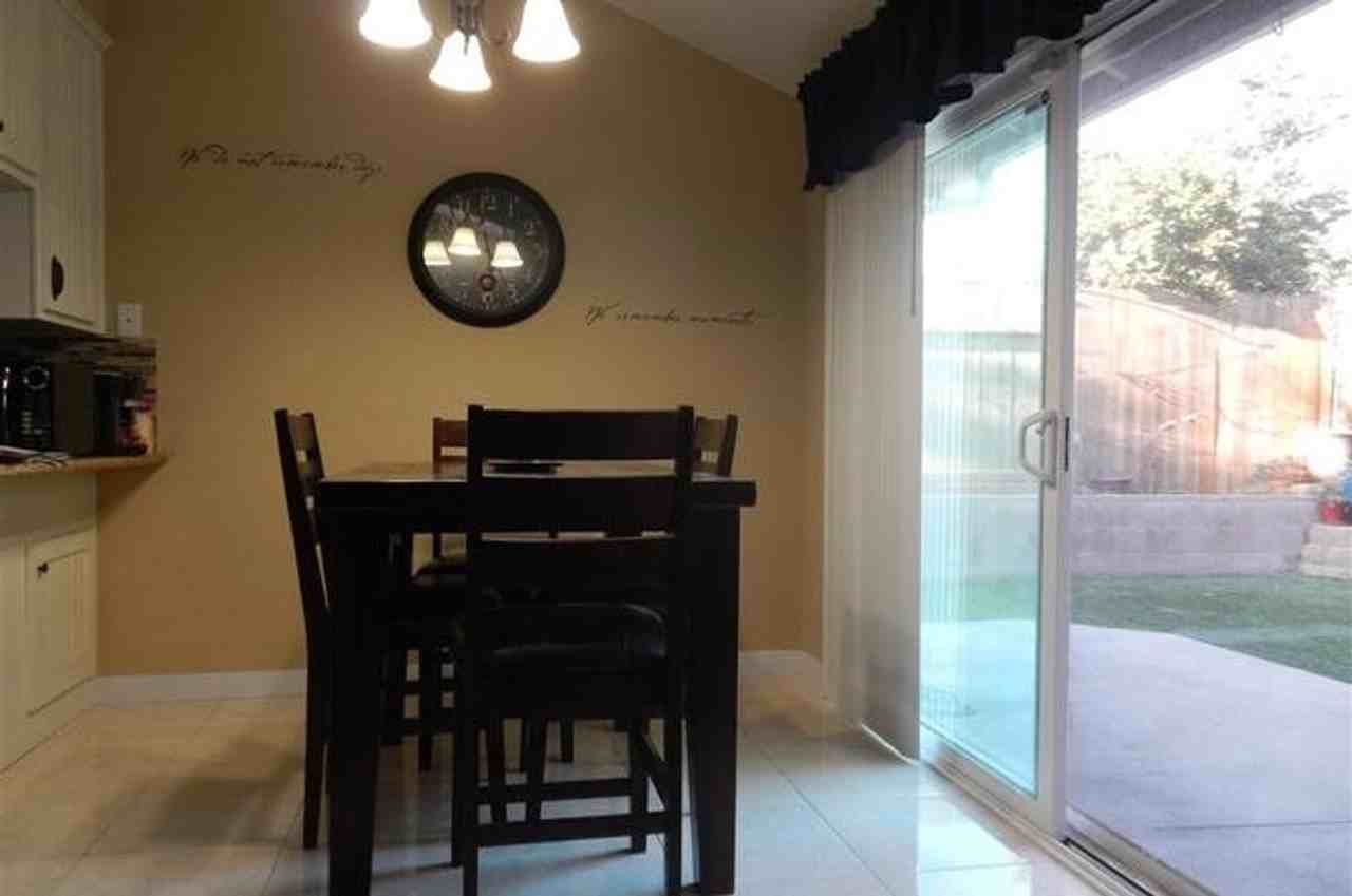 2353 Edenbridge Ln - Photo 7 of 14