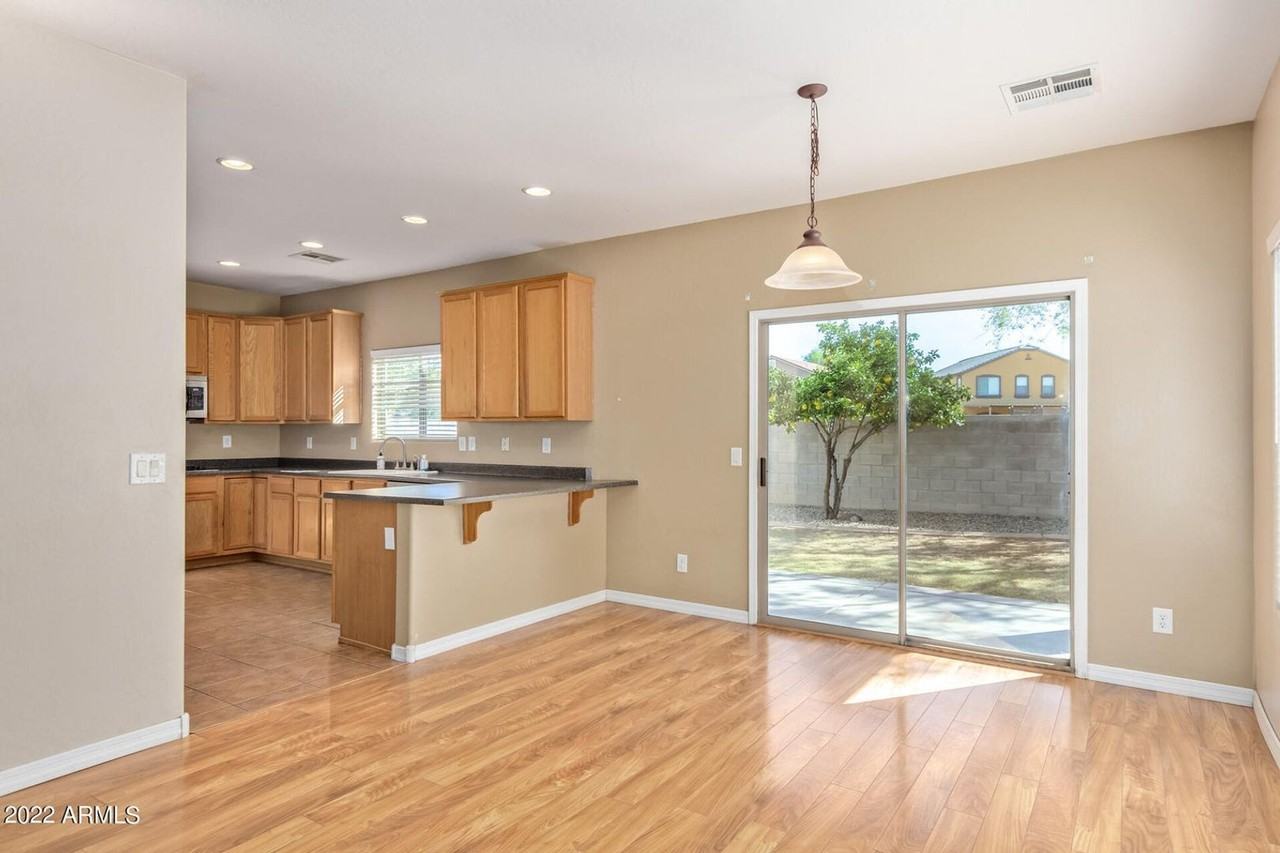 17273 W Carmen Dr - Photo 4 of 42