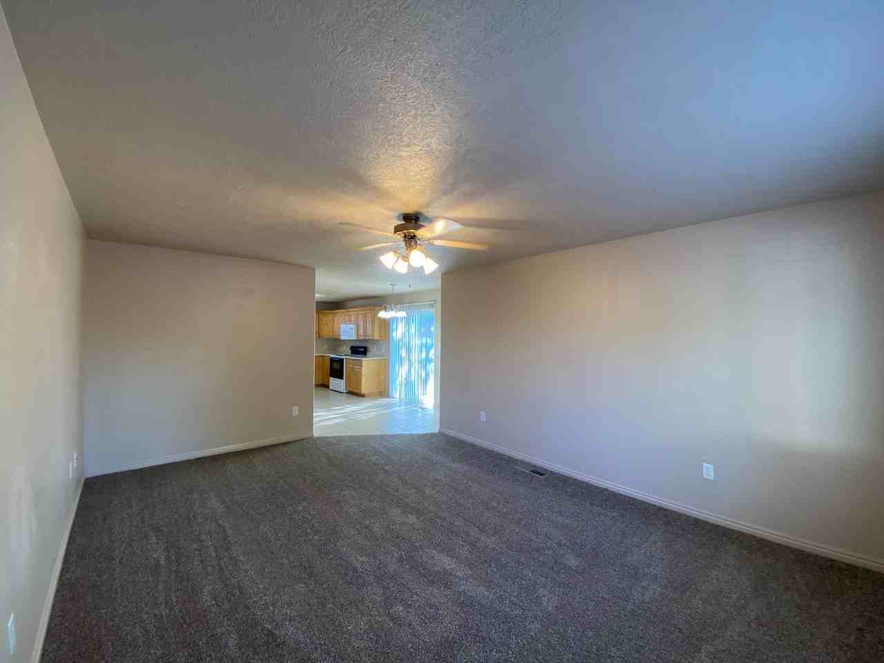 2637 E 750 N - Photo 2 of 26