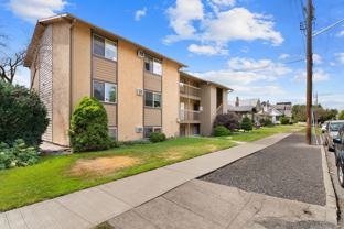 1036 E Desmet Ave - Photo 1 of 1