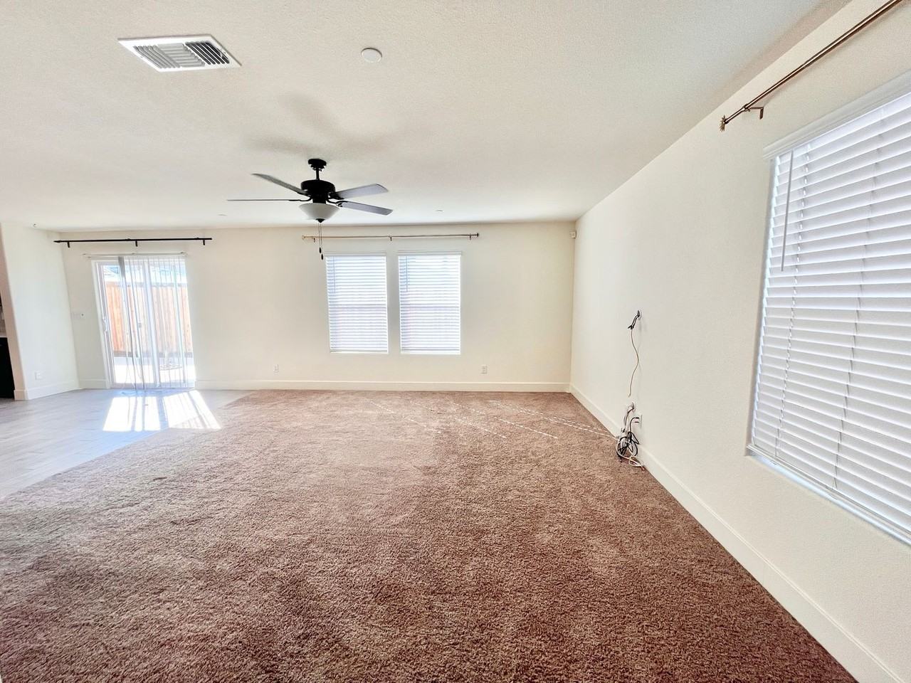 1602 Dodder Dr - Photo 2 of 27