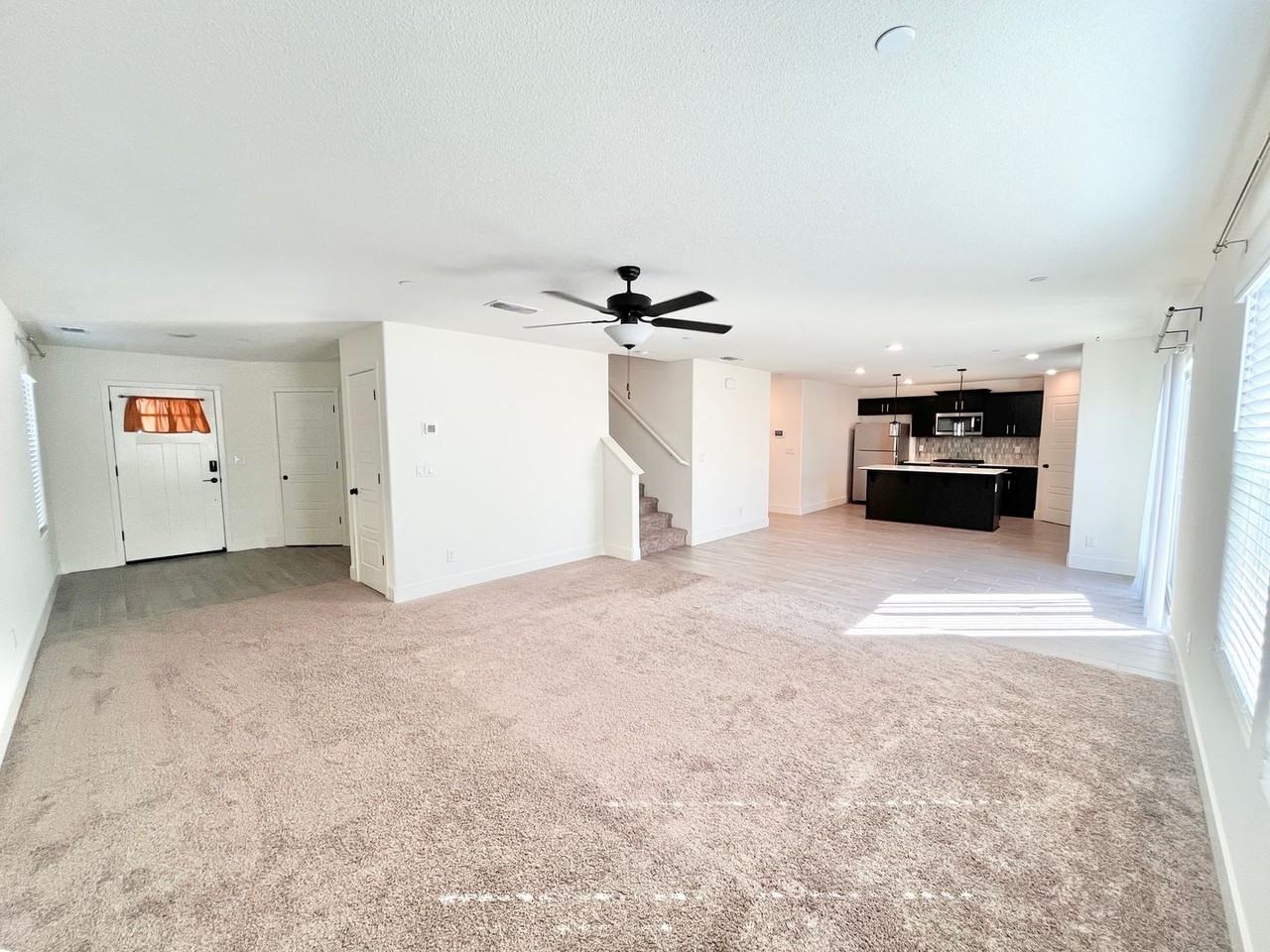 1602 Dodder Dr - Photo 3 of 27