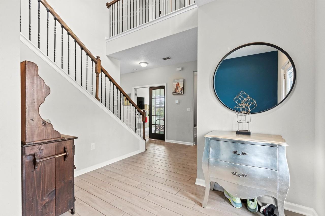 3969 Heatherbrook Pl - Photo 4 of 24