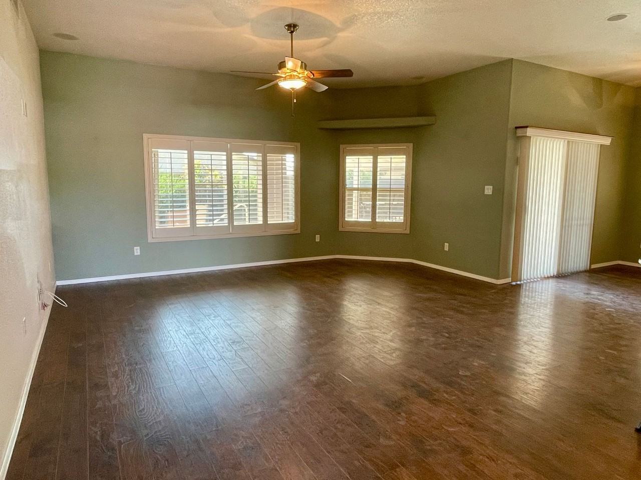 10151 S Universe Ave - Photo 2 of 39