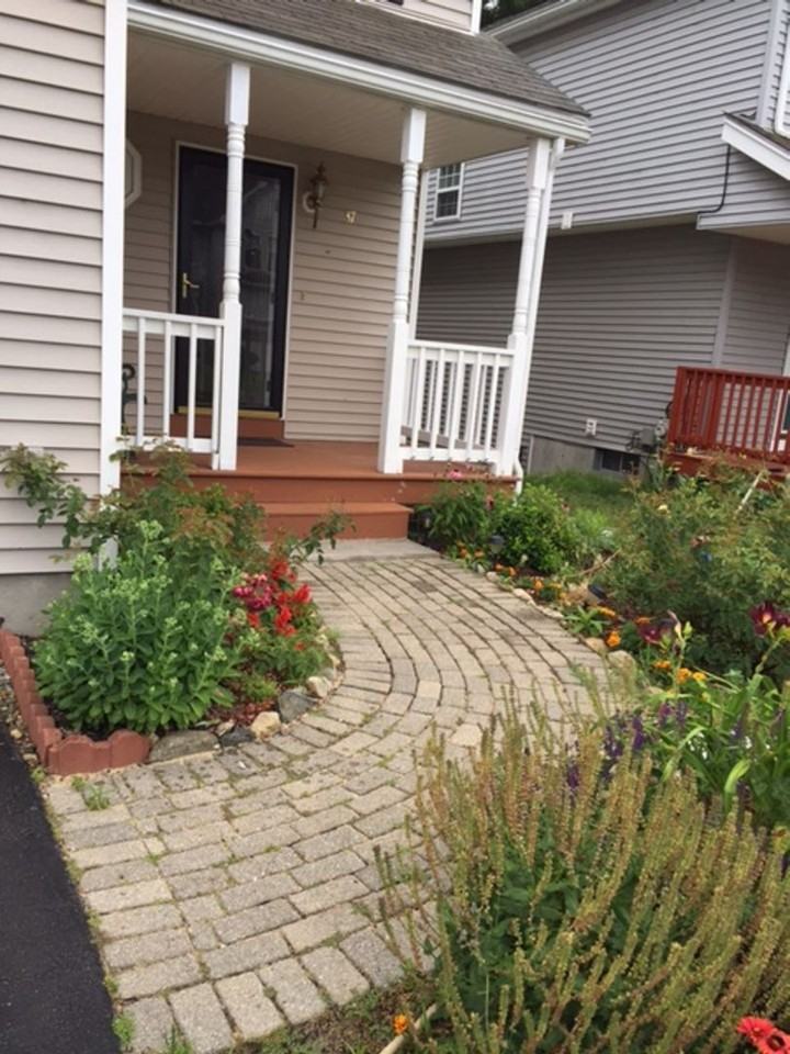 37 Violetwood Cir - Photo 2 of 19