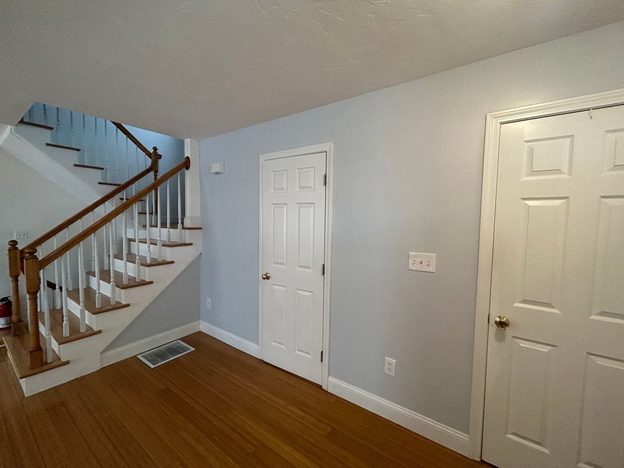 37 Violetwood Cir - Photo 4 of 19