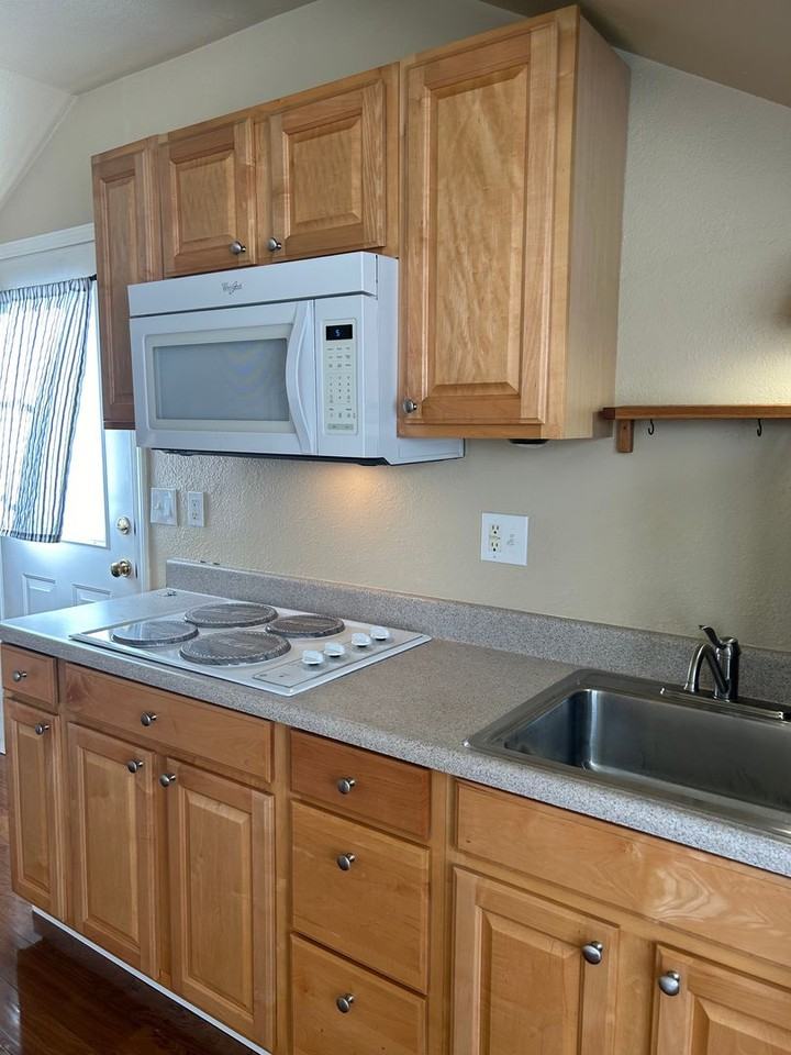 5276 Trophy Dr #B - Photo 5 of 13